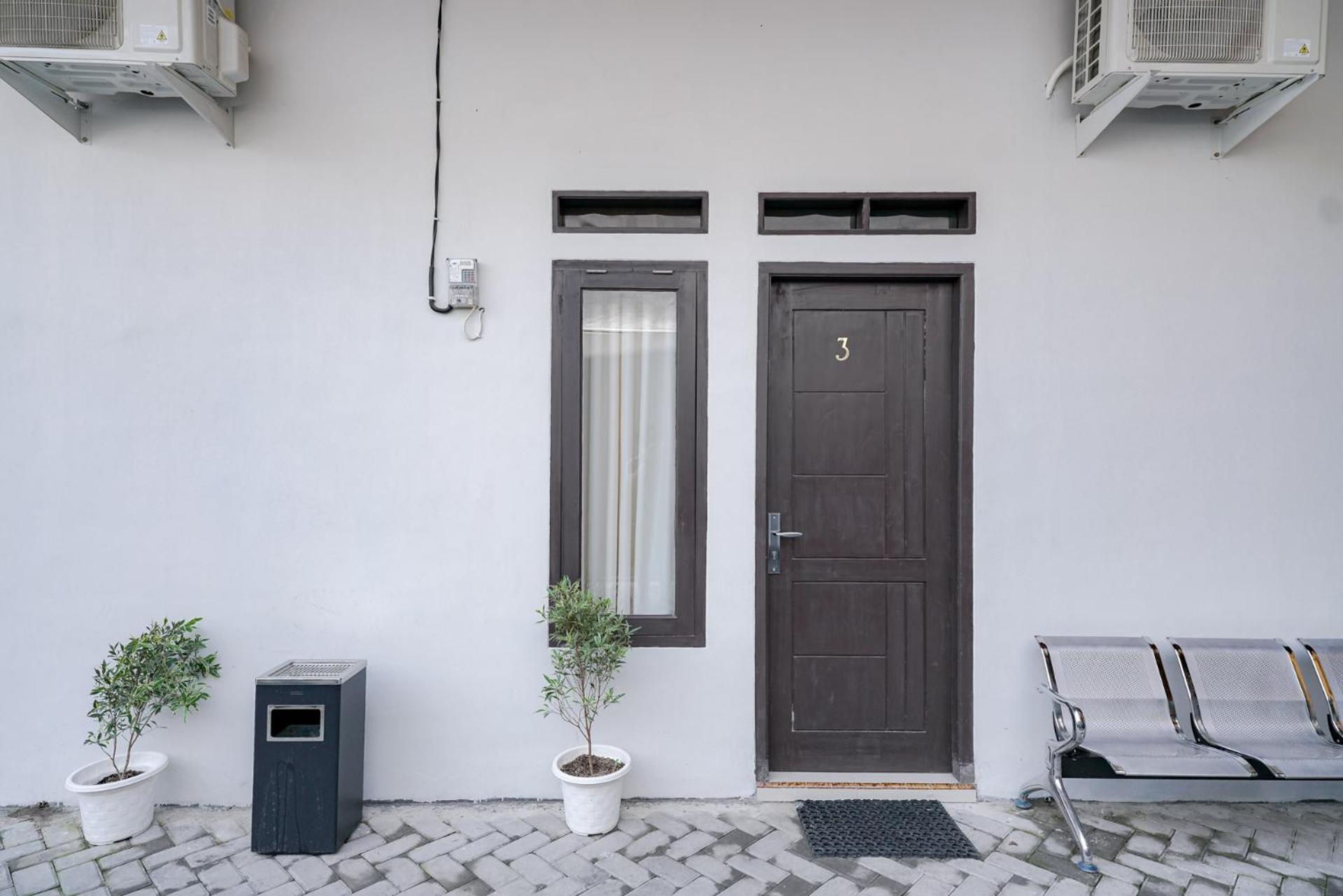 Reddoorz @ Jalan Urip Sumoharjo Lampung Hotell Bandar Lampung Eksteriør bilde