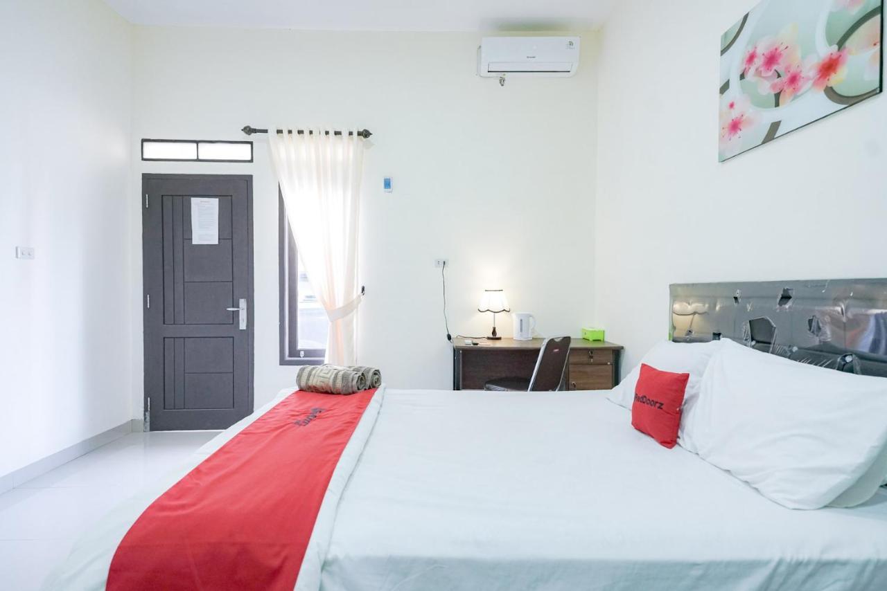 Reddoorz @ Jalan Urip Sumoharjo Lampung Hotell Bandar Lampung Eksteriør bilde