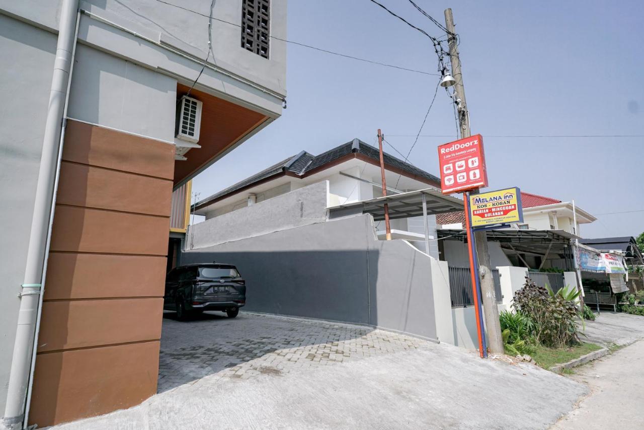Reddoorz @ Jalan Urip Sumoharjo Lampung Hotell Bandar Lampung Eksteriør bilde